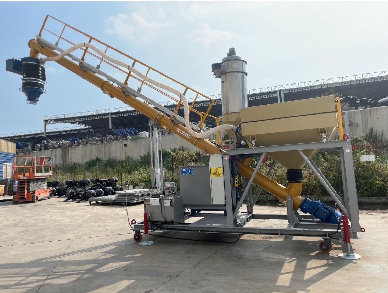 Big Bag Unloading to Truck Solutions